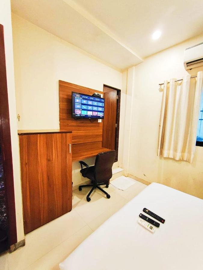 Hotel Avion Palace Mumbai Exterior foto